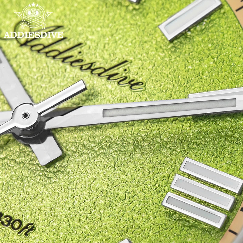 AD2535, La Précision en Habit