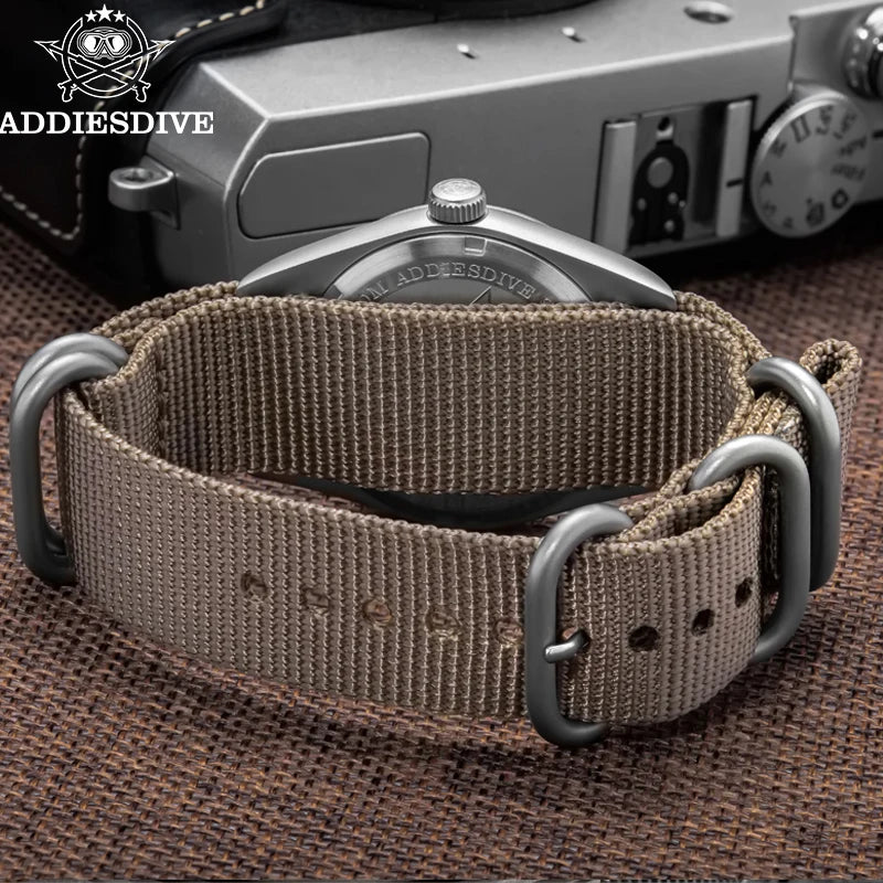 AD2079, l’Élégance Vintage au Format Compact